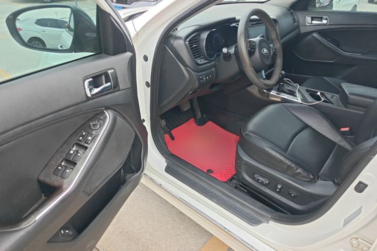 Used Kia K5 2014 2.0L Automatic LUXURY Driver Seat