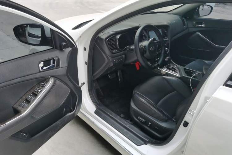 Used Kia K5 2014 2.0L Automatic LUXURY Driver Seat