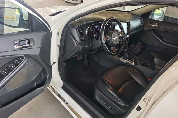 Used Kia K5 2014 2.0L Automatic LUXURY Driver Seat