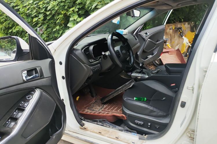 Used Kia K5 2014 2.0L Automatic LUXURY Driver Seat