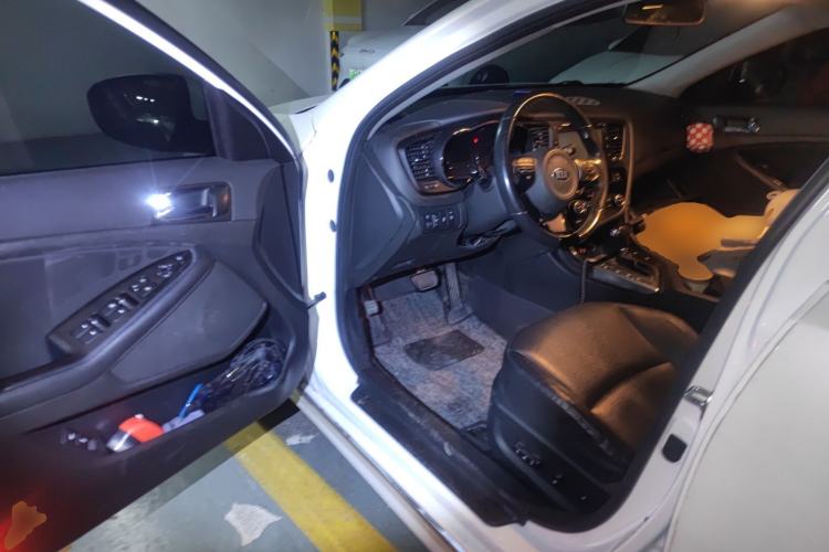 Used Kia K5 2014 2.0L Automatic LUXURY Driver Seat