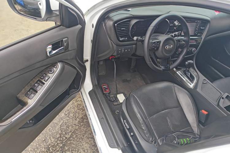 Used Kia K5 2014 2.0L Automatic LUXURY Driver Seat