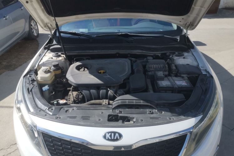 Used Kia K5 2014 2.0L Automatic LUXURY Engine Bay