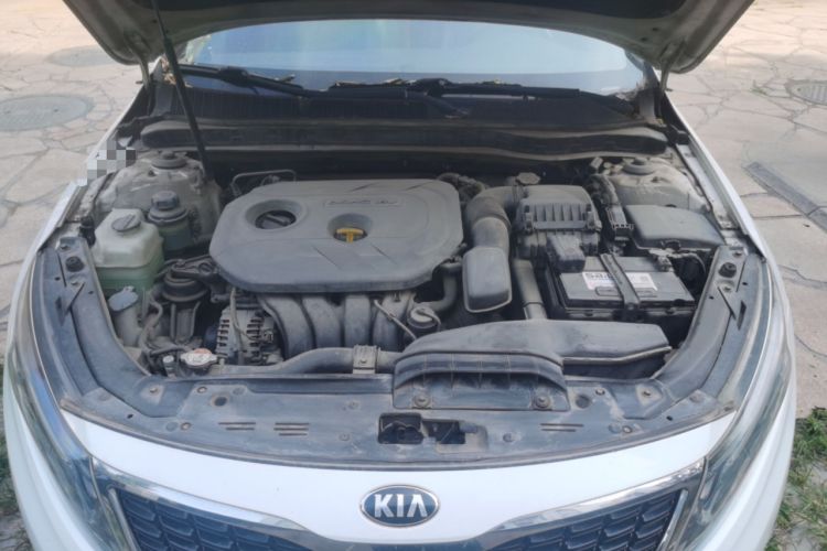 Used Kia K5 2014 2.0L Automatic LUXURY Engine Bay