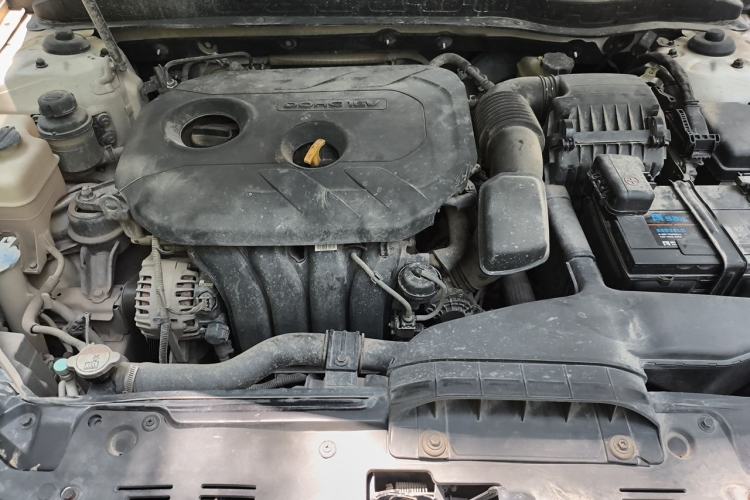 Used Kia K5 2014 2.0L Automatic LUXURY Engine Bay