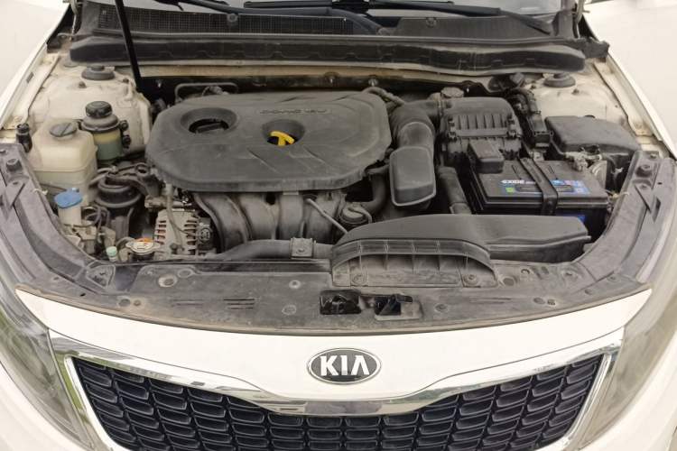 Used Kia K5 2014 2.0L Automatic LUXURY Engine Bay
