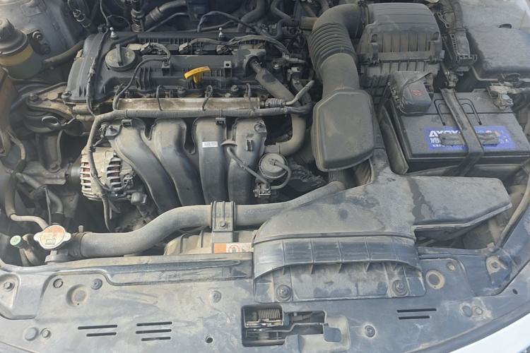 Used Kia K5 2014 2.0L Automatic LUXURY Engine Bay