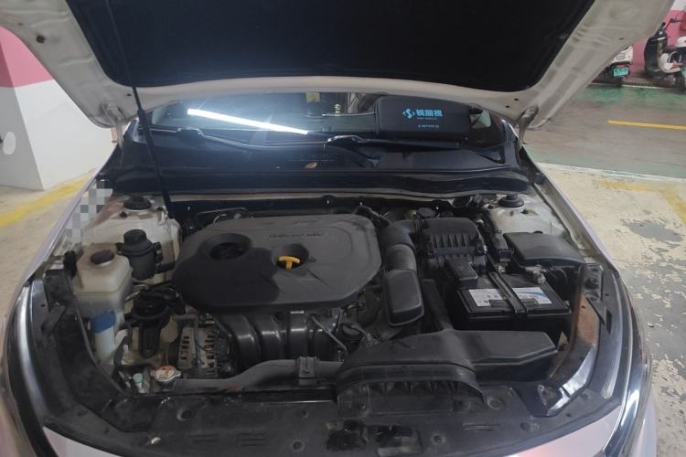 Used Kia K5 2014 2.0L Automatic LUXURY Engine Bay
