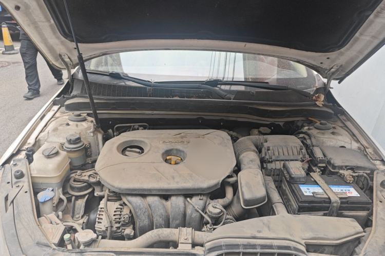 Used Kia K5 2014 2.0L Automatic GL Engine Bay