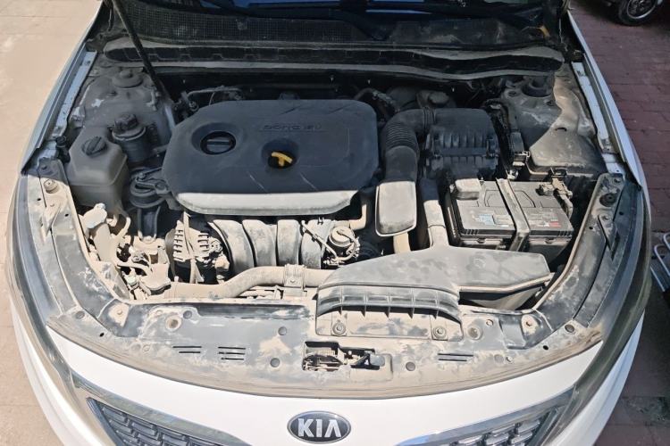 Used Kia K5 2014 2.0L Automatic LUXURY Engine Bay