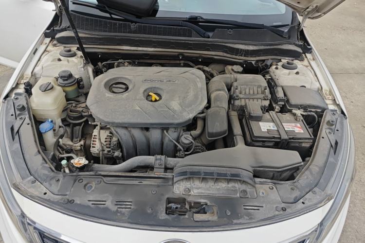 Used Kia K5 2014 2.0L Automatic LUXURY Engine Bay