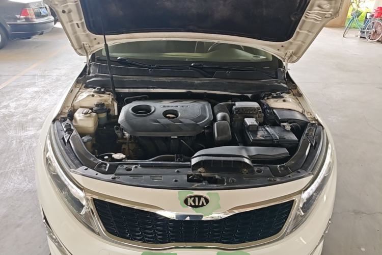 Used Kia K5 2014 2.0L Automatic LUXURY Engine Bay