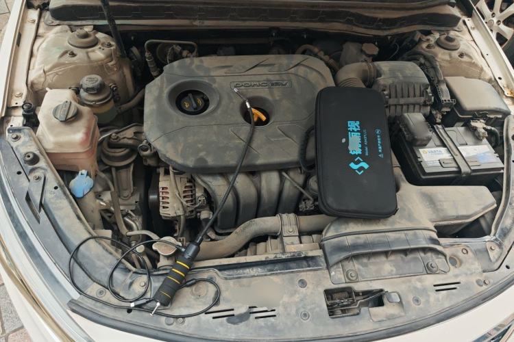 Used Kia K5 2014 2.0L Automatic GL Engine Bay