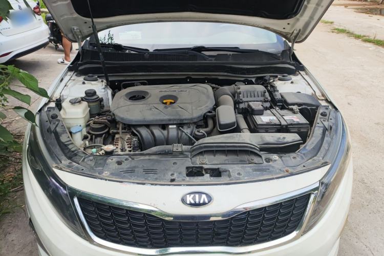 Used Kia K5 2014 2.0L Automatic LUXURY Engine Bay