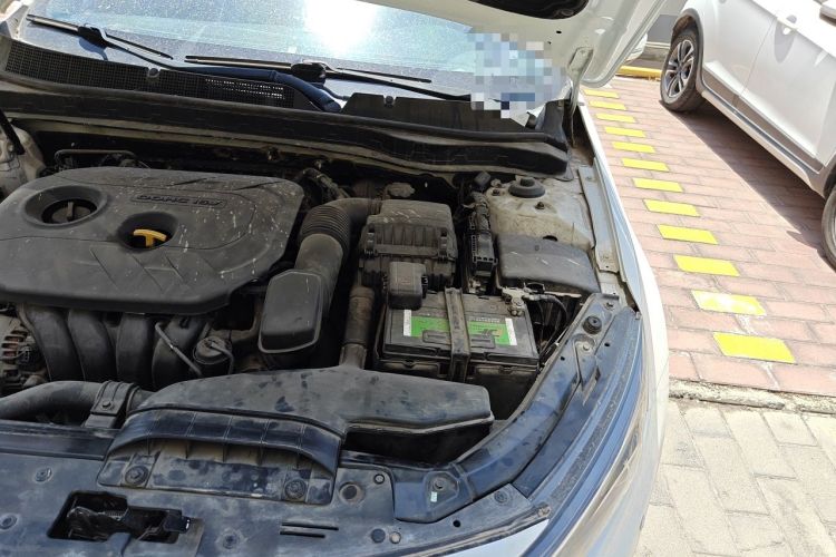 Used Kia K5 2014 2.0L Automatic LUXURY Engine Bay Left