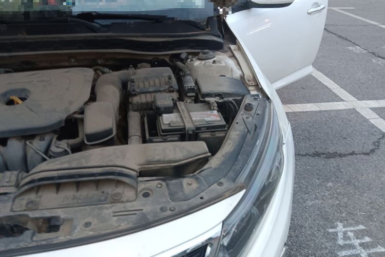 Used Kia K5 2014 2.0L Automatic LUXURY Engine Bay Left