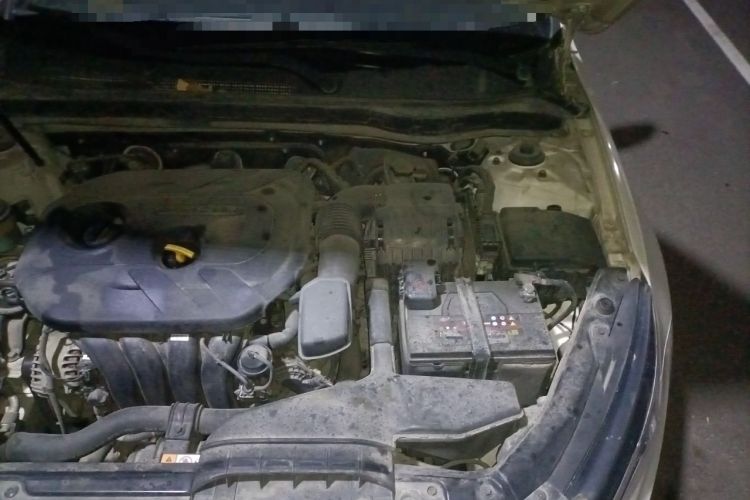 Used Kia K5 2014 2.0L Automatic GL Engine Bay Left