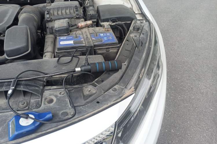 Used Kia K5 2014 2.0L Automatic LUXURY Engine Bay Left