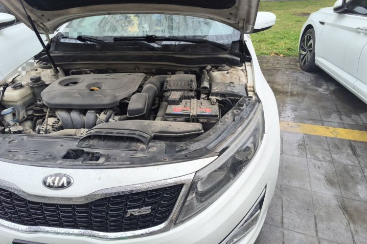 Used Kia K5 2014 2.0L Manual GL Engine Bay Left