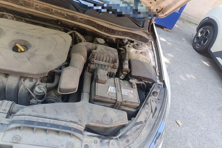 Used Kia K5 2014 2.0L Automatic LUXURY Engine Bay Left