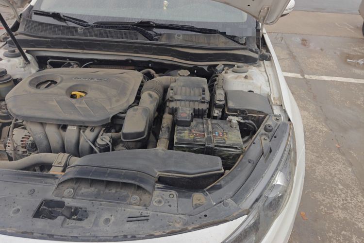 Used Kia K5 2014 2.0T Automatic Engine Bay Left