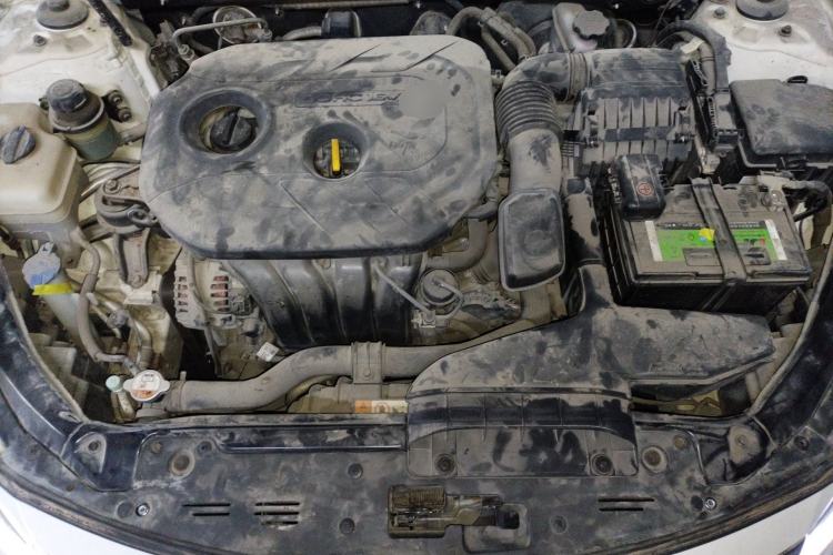 Used Kia K5 2014 2.0L Automatic LUXURY Engine Bay