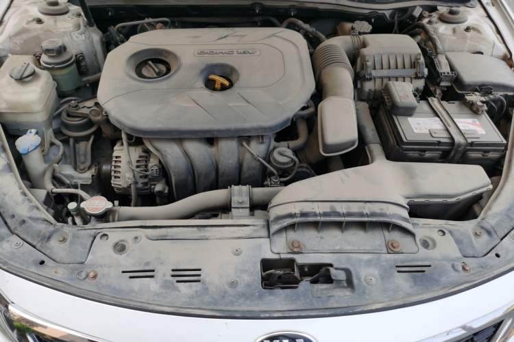 Used Kia K5 2014 2.0L Automatic LUXURY Engine Bay