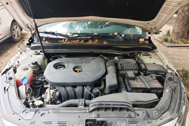 Used Kia K5 2014 2.0L Automatic LUXURY Engine Bay
