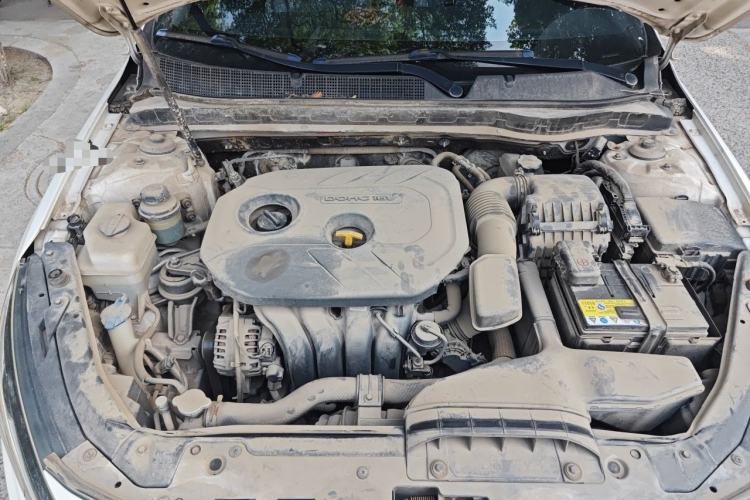 Used Kia K5 2014 2.0L Automatic LUXURY Engine Bay