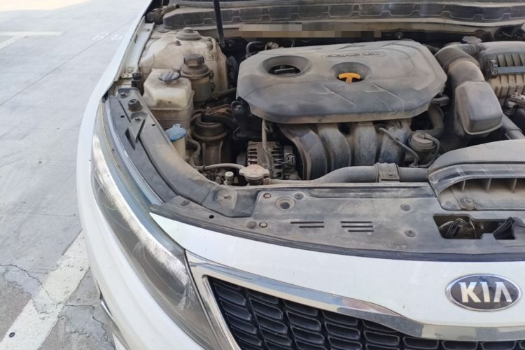 Used Kia K5 2014 2.0L Automatic LUXURY Engine Bay Right