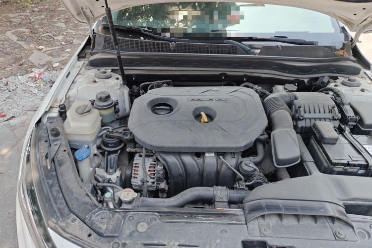Used Kia K5 2014 2.0L Automatic LUXURY Engine Bay Right