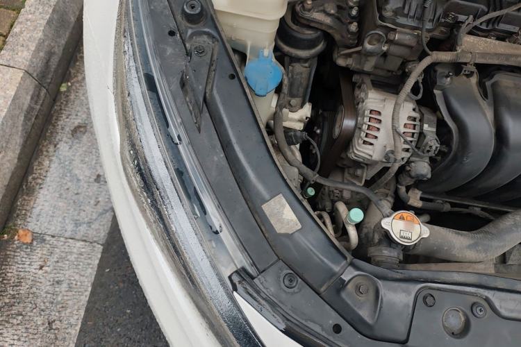 Used Kia K5 2014 2.0L Automatic LUXURY Engine Bay Right