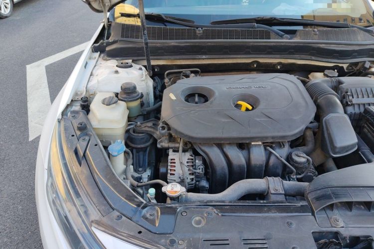 Used Kia K5 2014 2.0L Automatic LUXURY Engine Bay Right