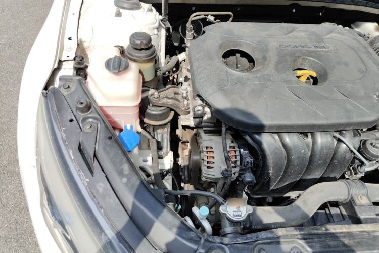 Used Kia K5 2014 2.0L Automatic LUXURY Engine Bay Right