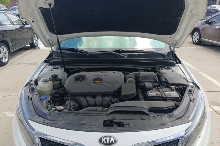 Used Kia K5 2014 2.0L Automatic LUXURY Engine Bay