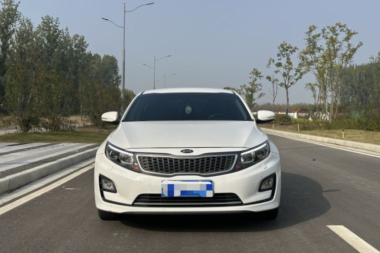 Used Kia K5 2014 2.0L Hybrid Luxury Edition Engine Bay