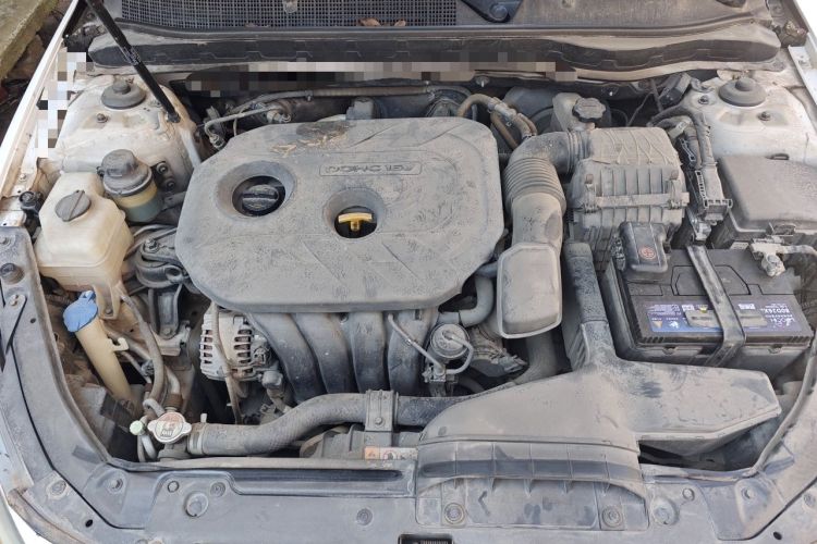 Used Kia K5 2014 2.0L Automatic LUXURY Engine Bay