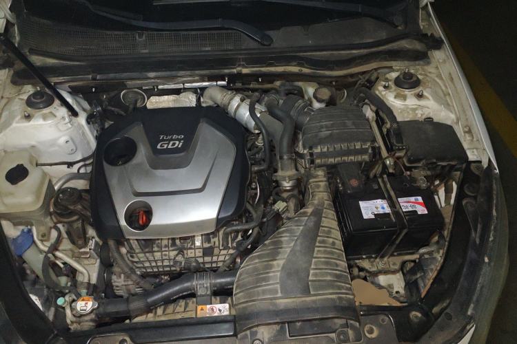 Used Kia K5 2014 2.0T Automatic T-PREMIUM Engine Bay