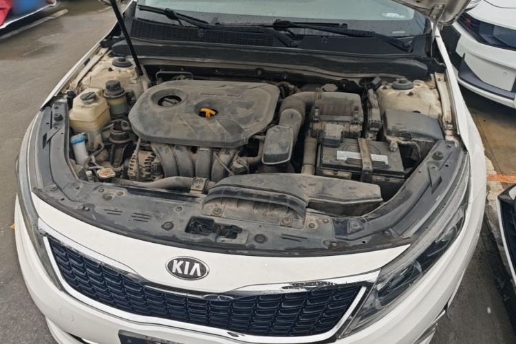 Used Kia K5 2014 2.0L Automatic LUXURY Engine Bay