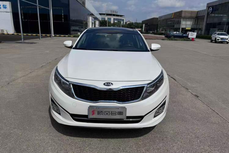 Used Kia K5 2014 2.0L Automatic LUXURY Exterior 1