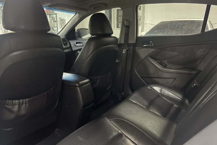 Used Kia K5 2014 2.0L Automatic LUXURY Exterior 1