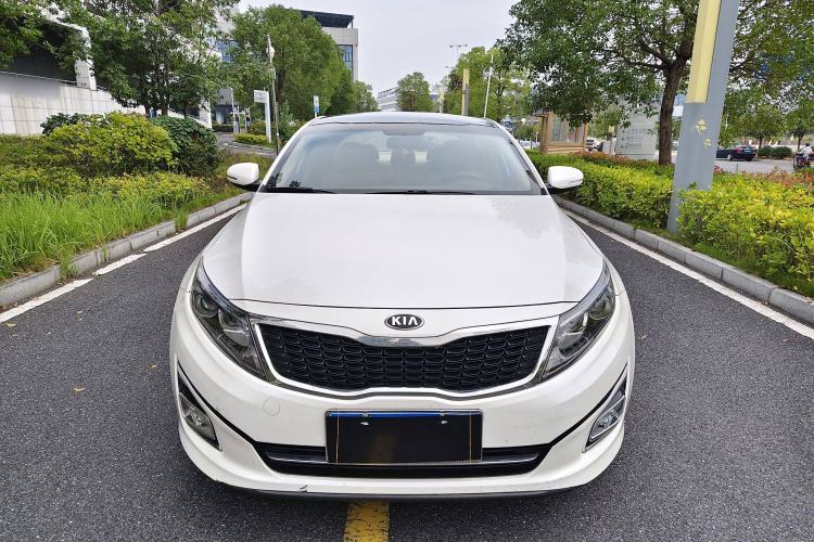 Used Kia K5 2014 2.0L Manual GL Exterior 1