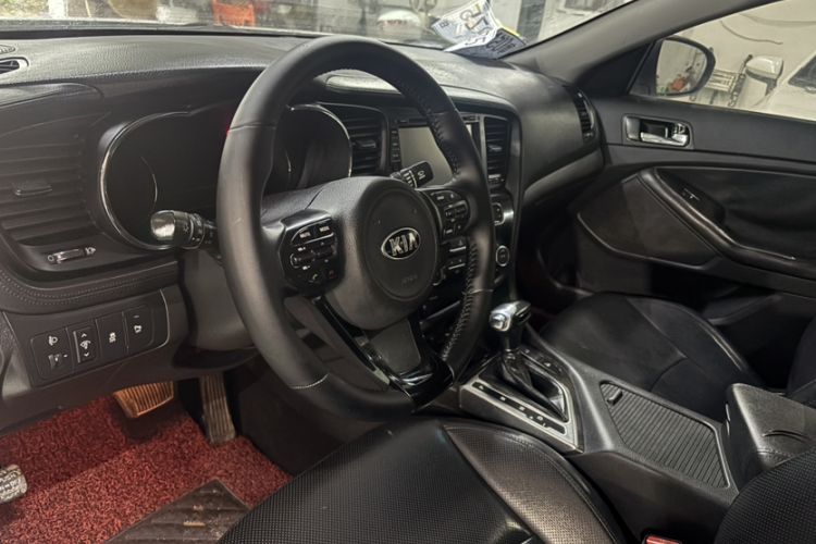 Used Kia K5 2014 2.0L Automatic LUXURY Exterior 11