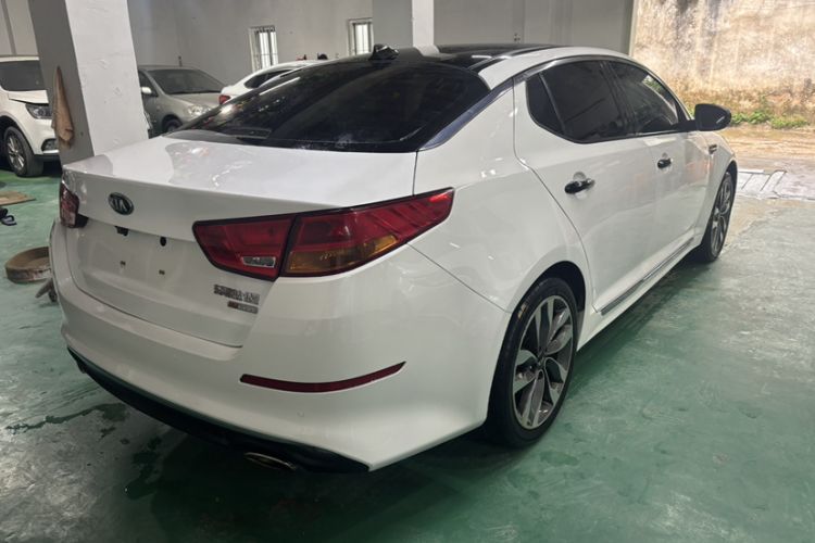 Used Kia K5 2014 2.0L Automatic LUXURY Exterior 12