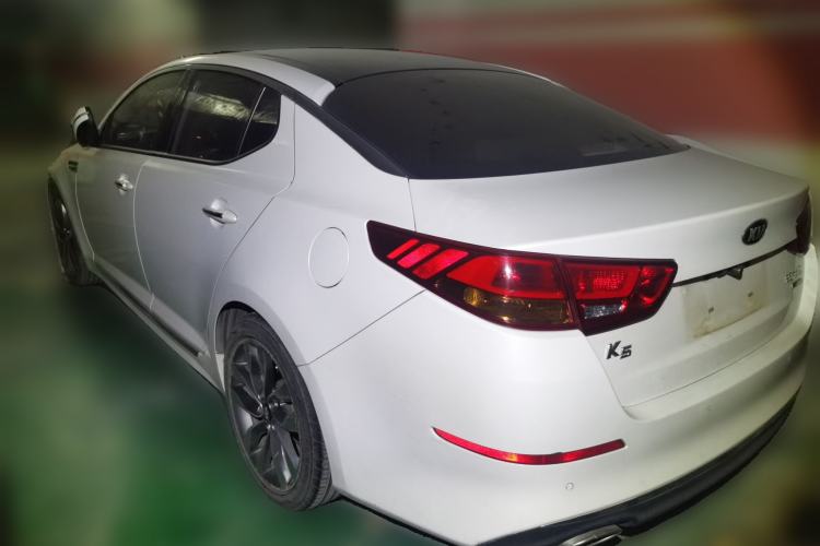 Used Kia K5 2014 2.0L Automatic LUXURY Exterior 3