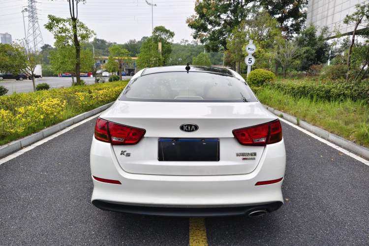Used Kia K5 2014 2.0L Manual GL Exterior 4