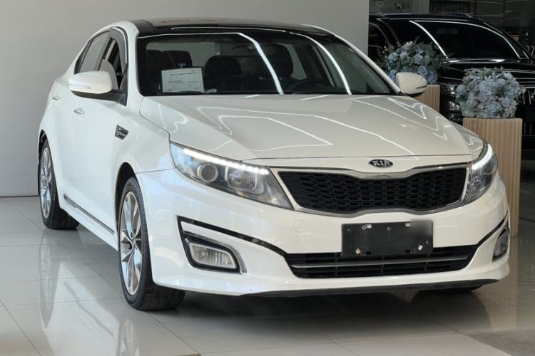 Used Kia K5 2014 2.0L Automatic LUXURY Exterior 5