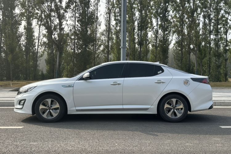 Used Kia K5 2014 2.0L Hybrid Luxury Edition Exterior 5
