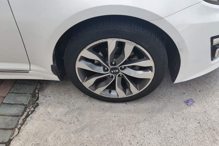 Used Kia K5 2014 2.0L Automatic LUXURY Exterior 7