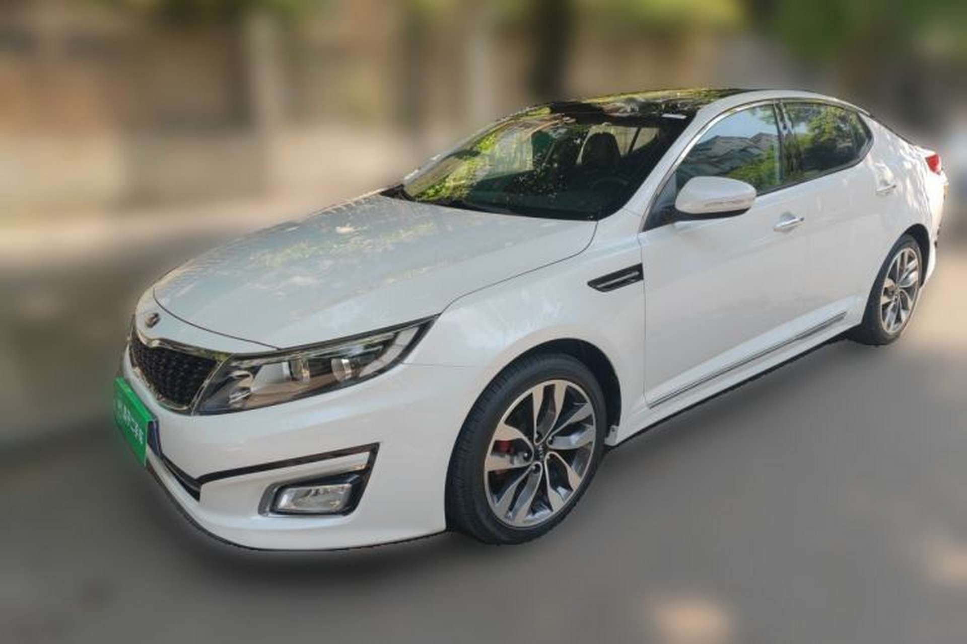 Used Kia K5 2014 2.0L Automatic LUXURY Front Left 45 Deg